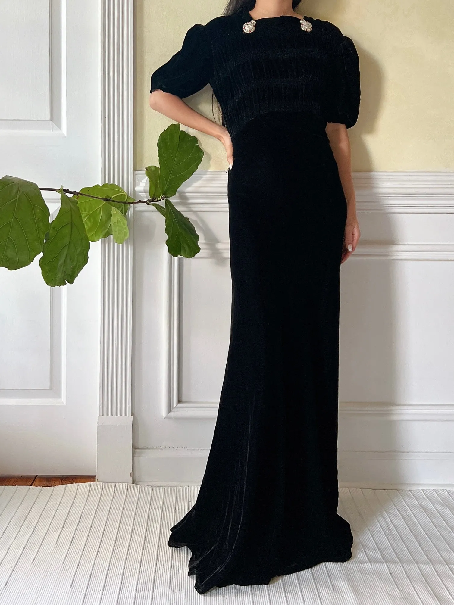 1930s Black Silk Velvet Gown - XS