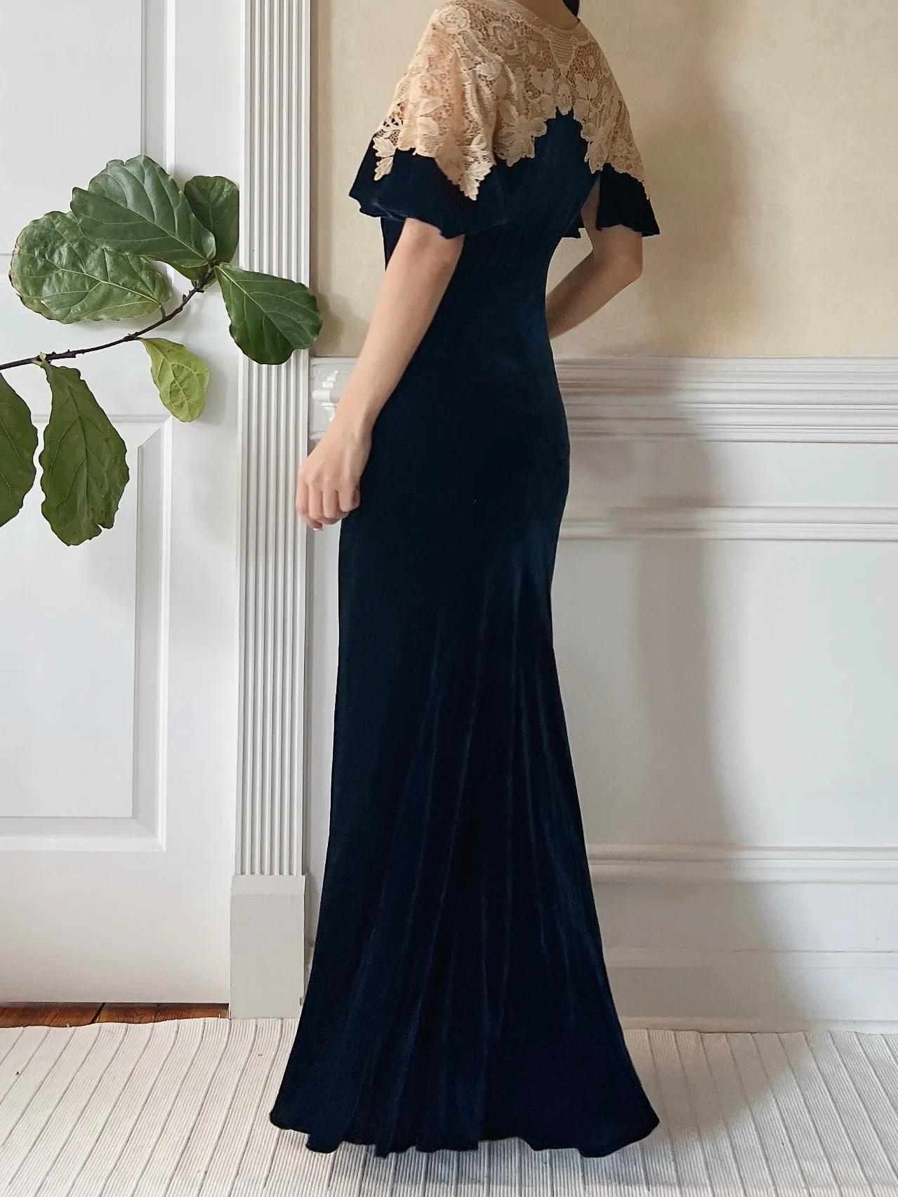 1930s Sapphire Silk Velvet Dress - XS