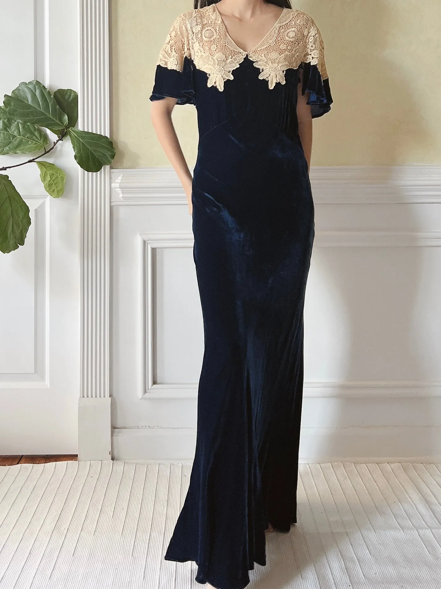 1930s Sapphire Silk Velvet Dress - XS