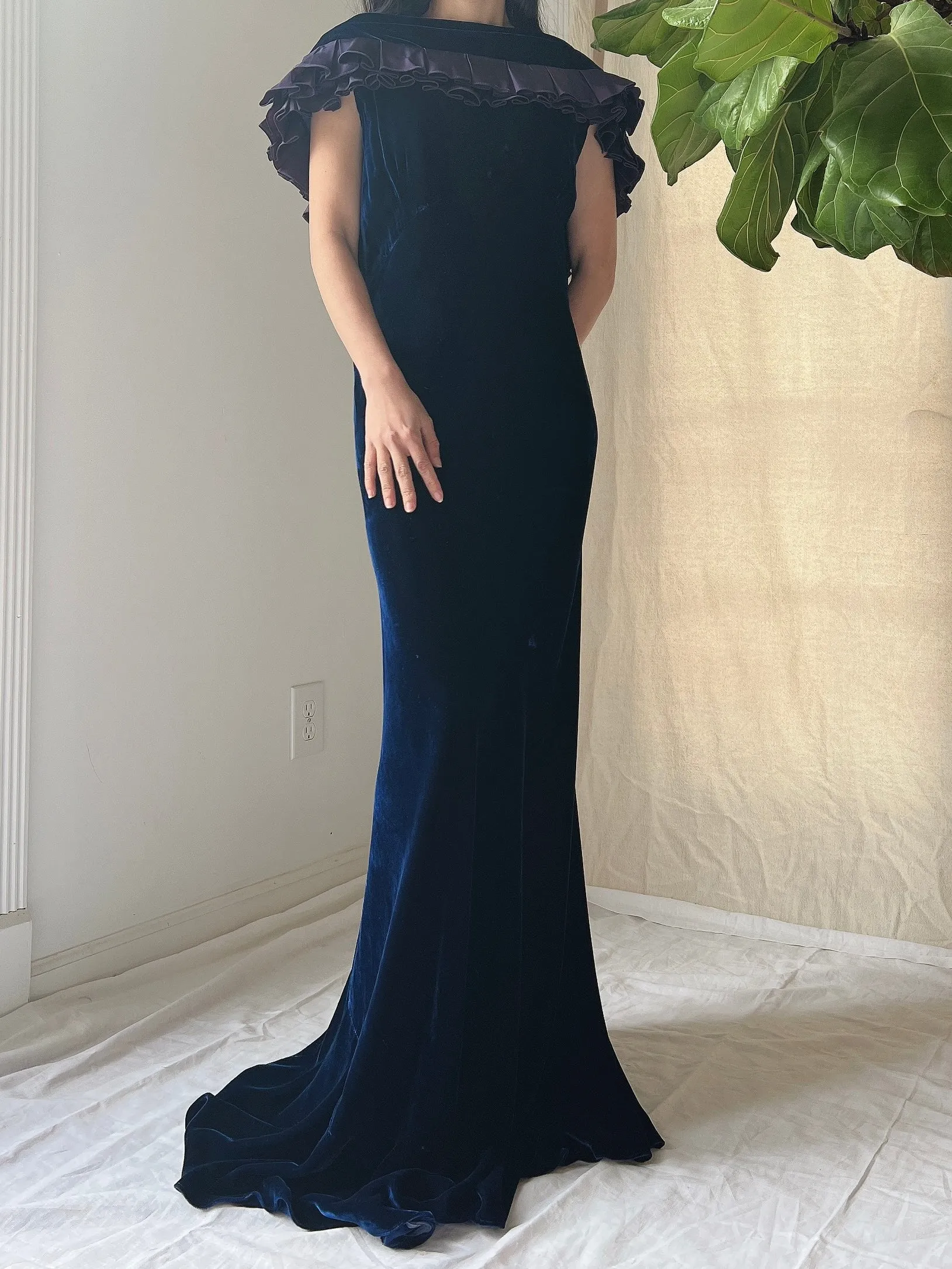 1930s Sapphire Silk Velvet Gown - S/M