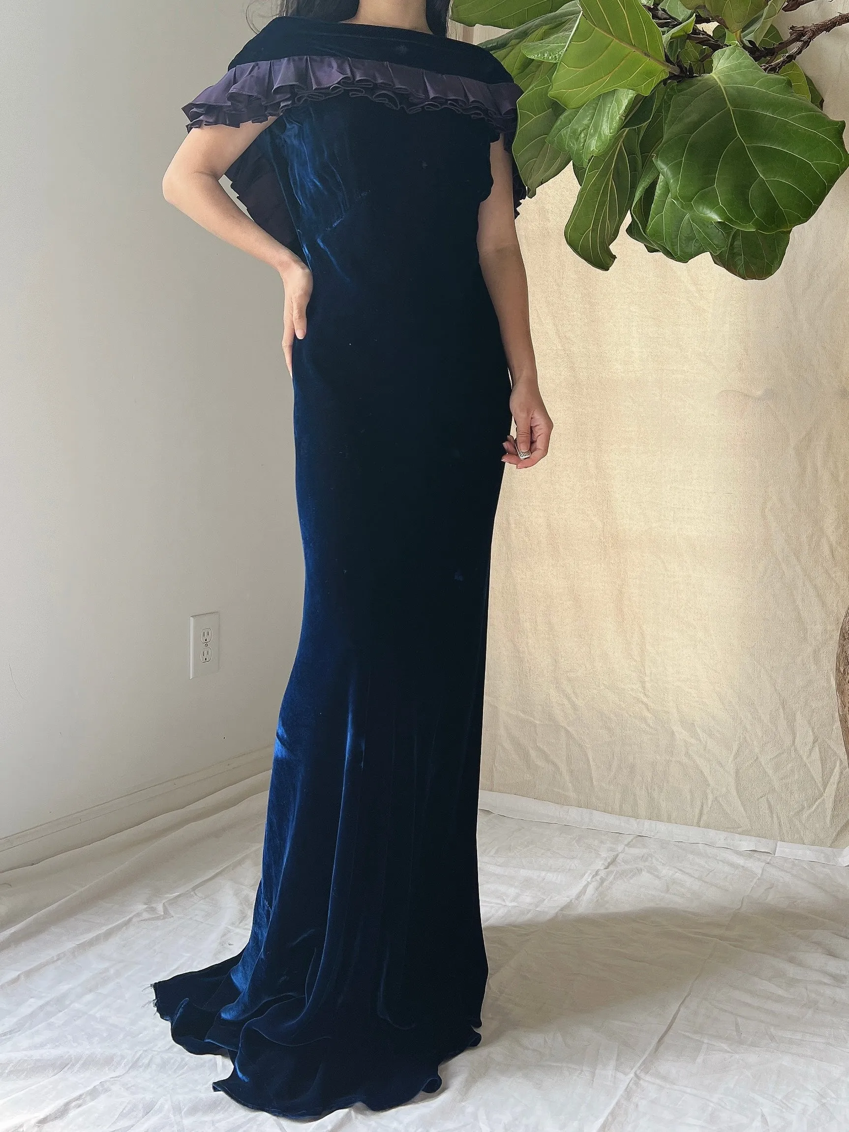1930s Sapphire Silk Velvet Gown - S/M