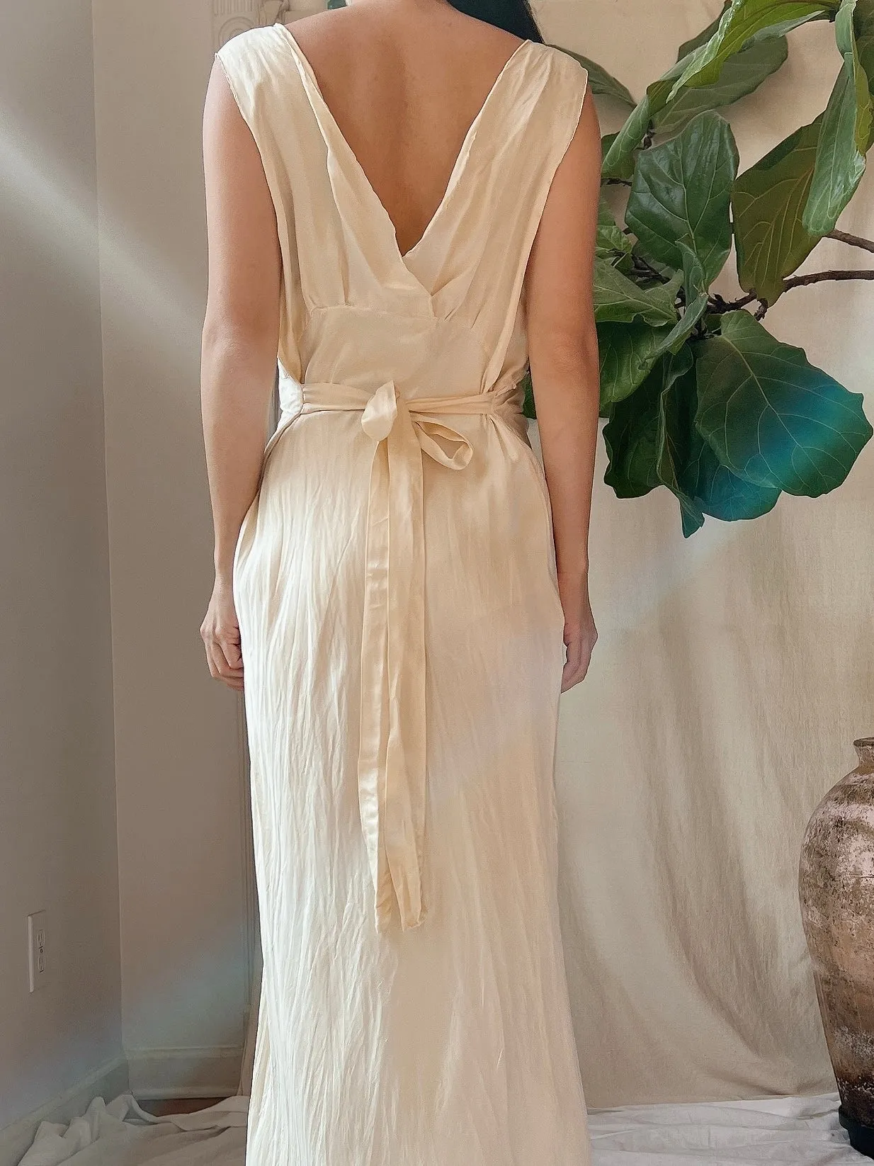 1930s Silk Embroidered Bias Cut Gown - S