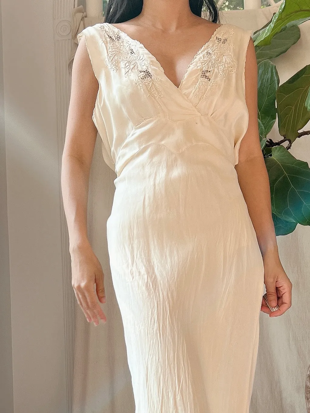 1930s Silk Embroidered Bias Cut Gown - S
