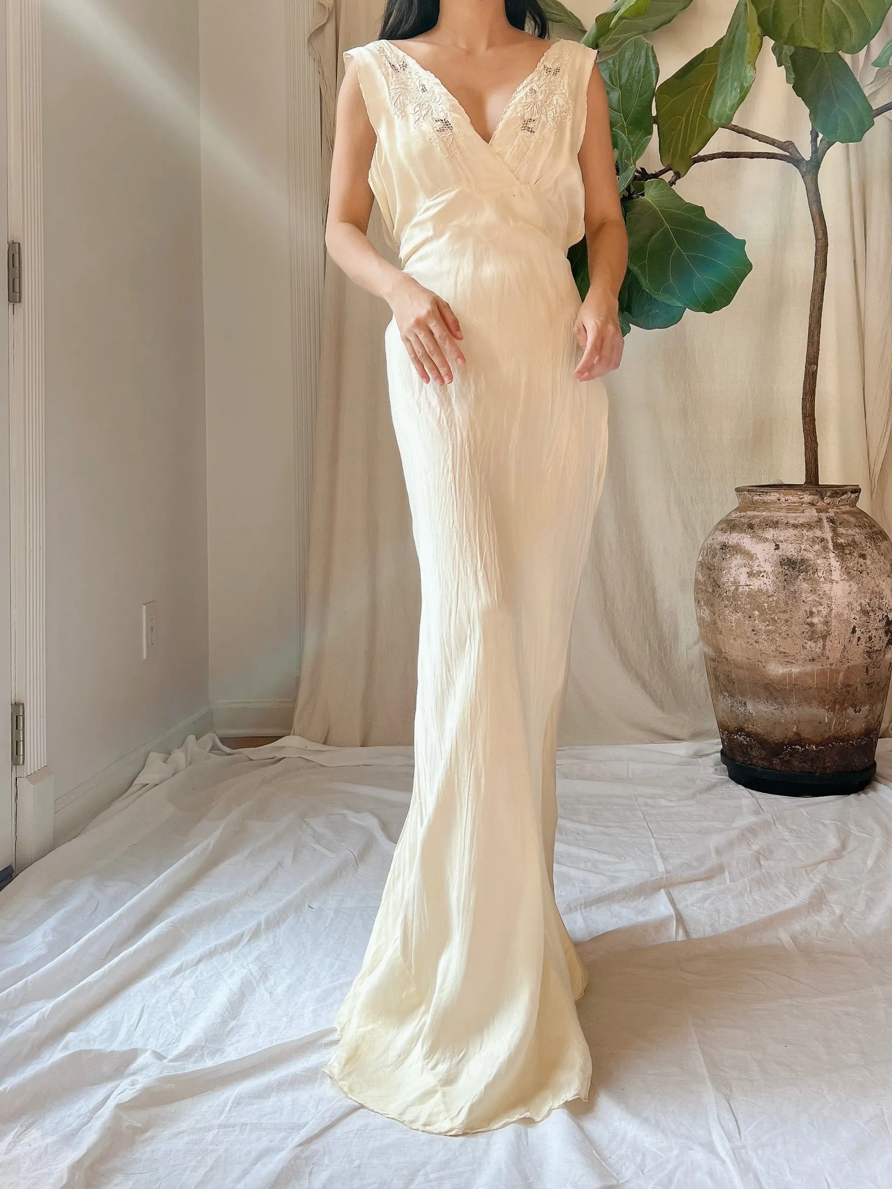 1930s Silk Embroidered Bias Cut Gown - S