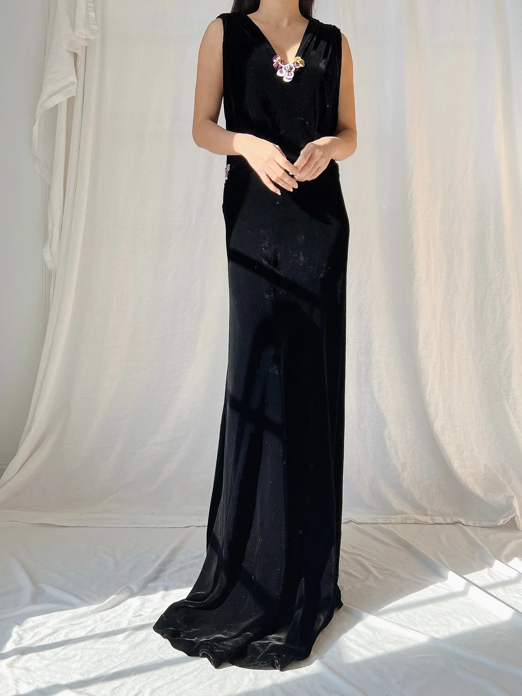 1930s Sill Velvet Gown with Pansies - M