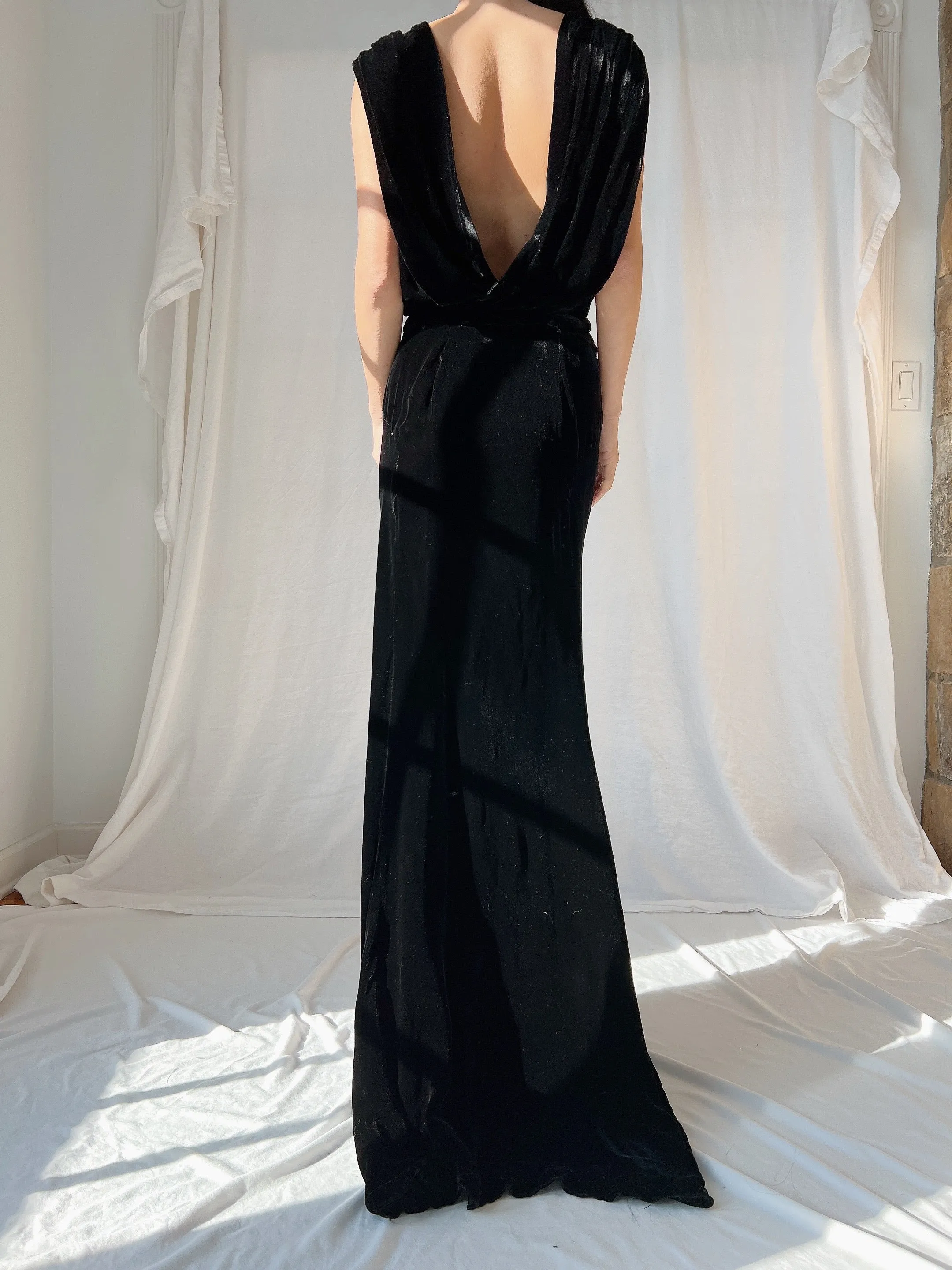 1930s Sill Velvet Gown with Pansies - M