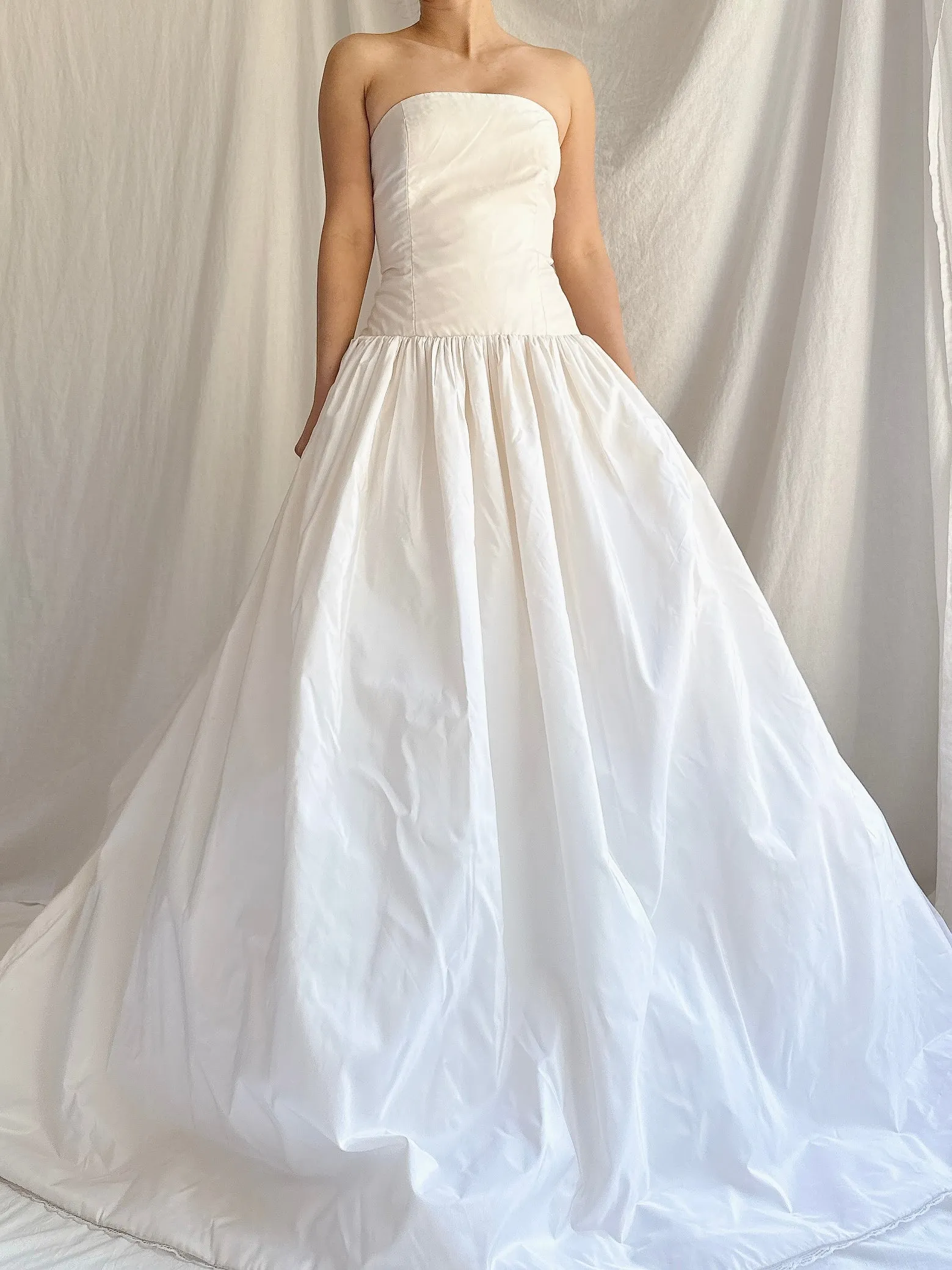 1990s Silk Dropped Waist Gown - M