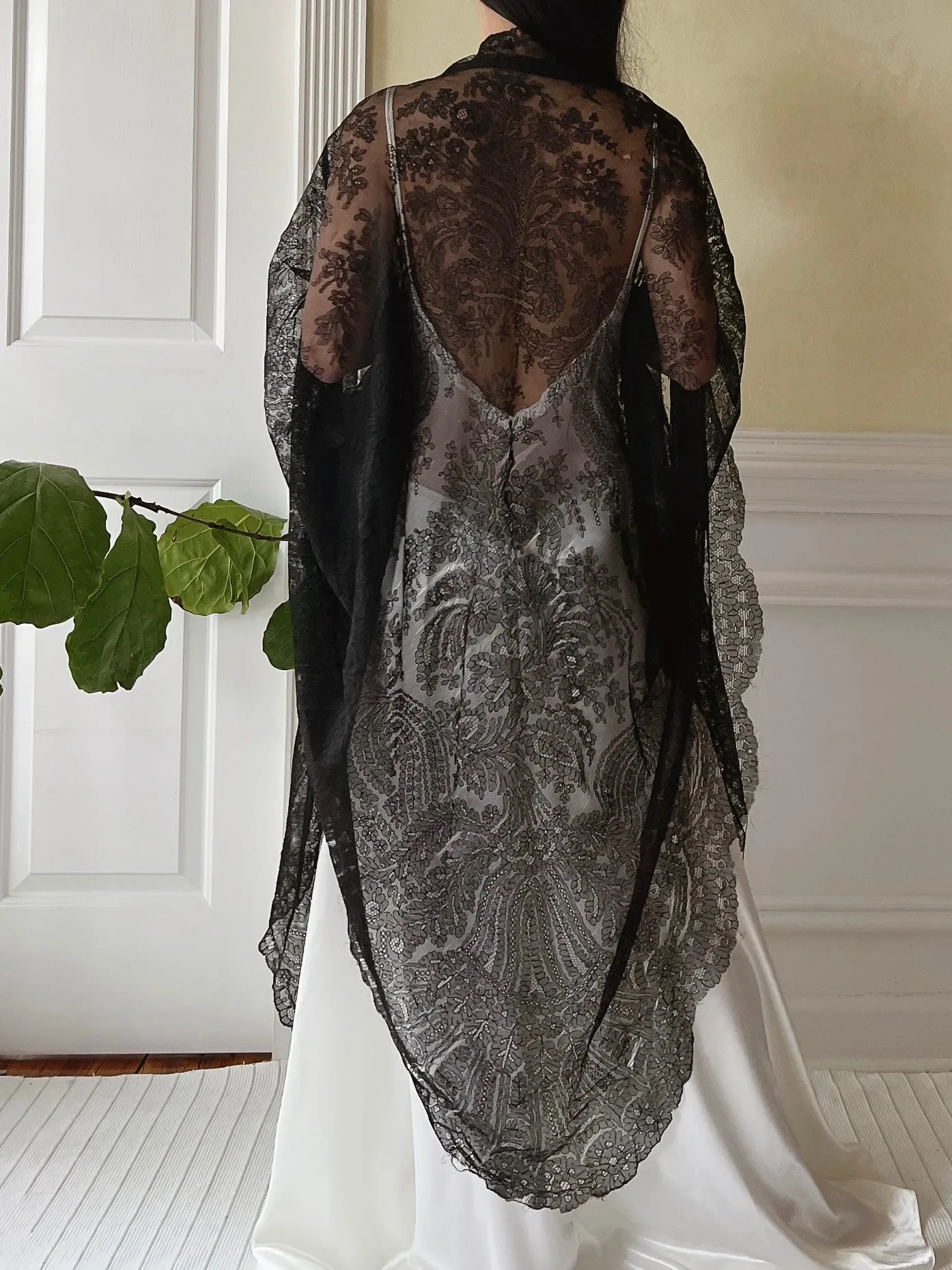 Antique Black Lace Shawl - One Size