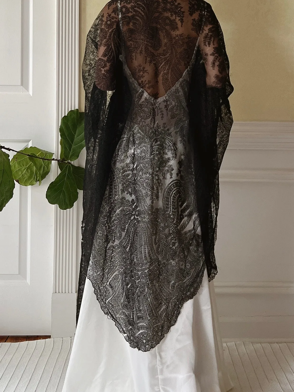 Antique Black Lace Shawl - One Size