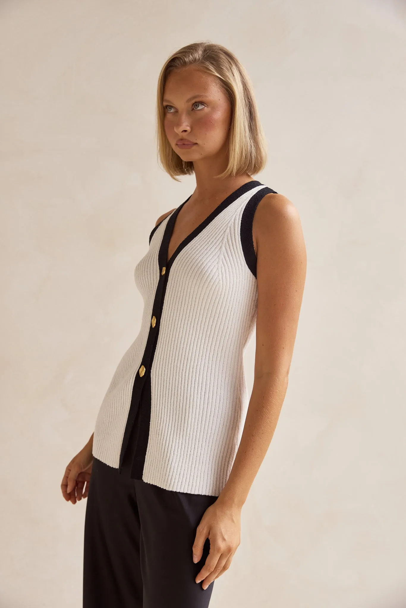 Blair Vest (Cream)