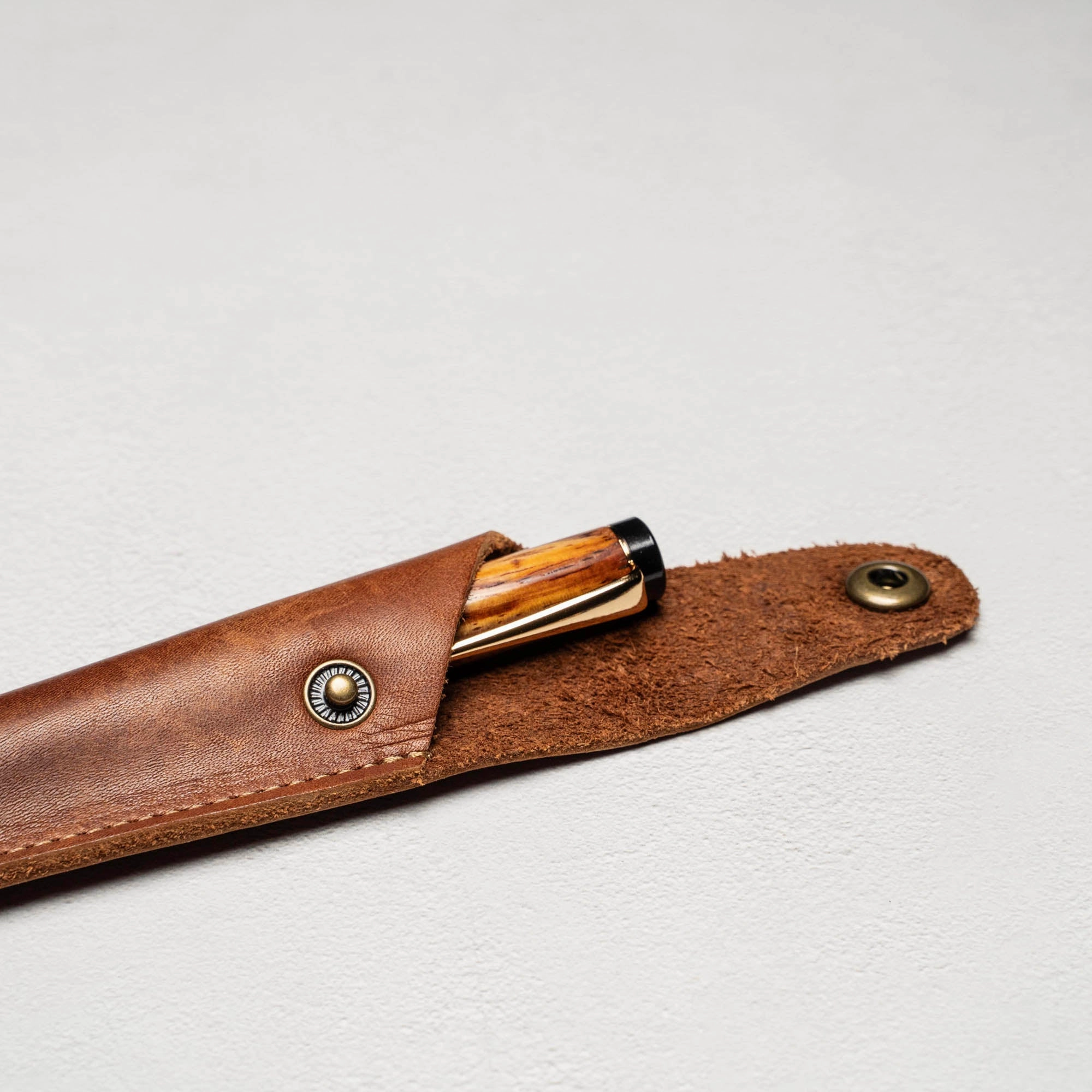 Hand-Turned Rosewood Rollerball Pen   Fine Leather Pen Sleeve