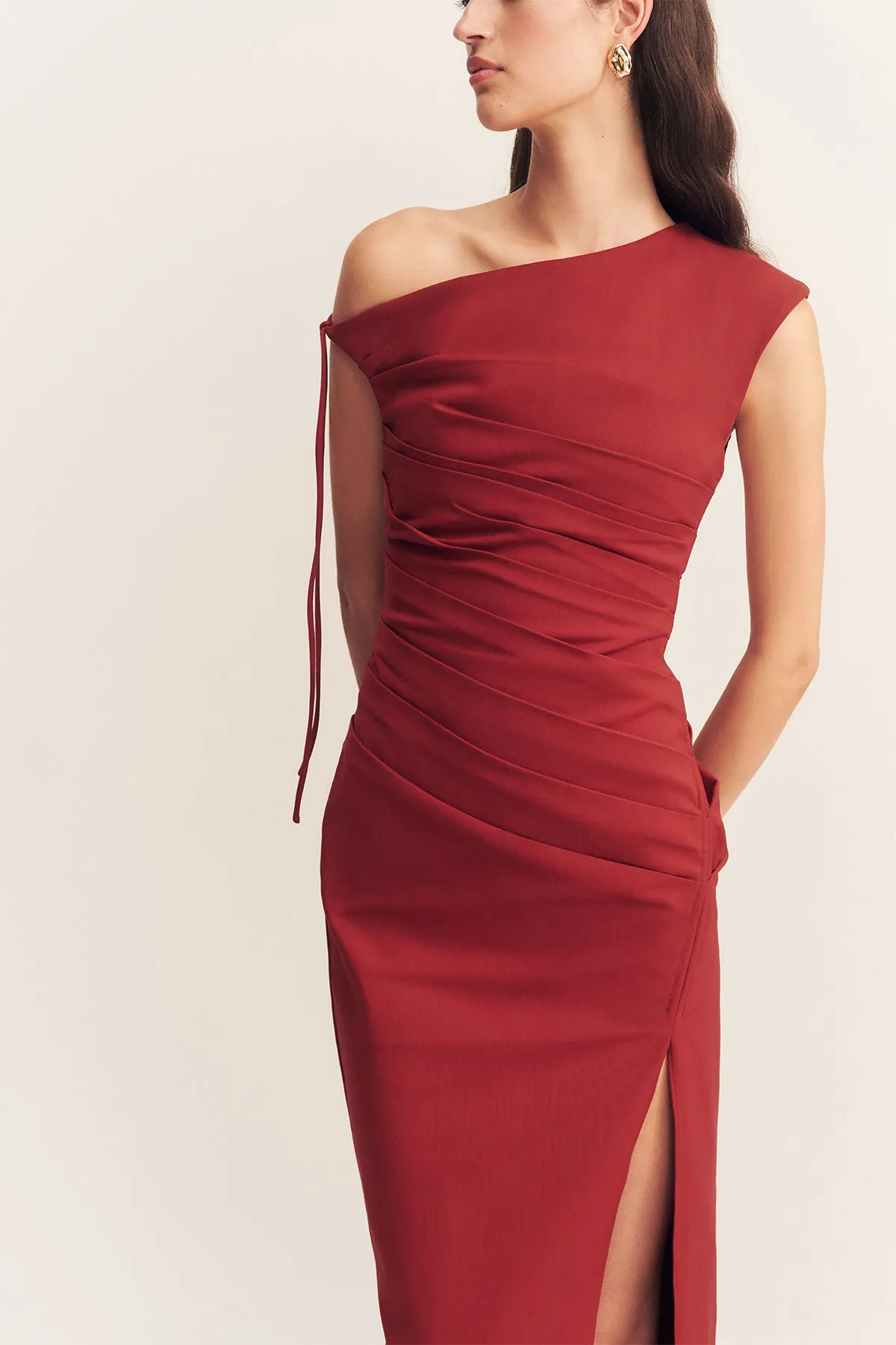 LANI GATHERED MIDI DRESS - RED DAHLIA