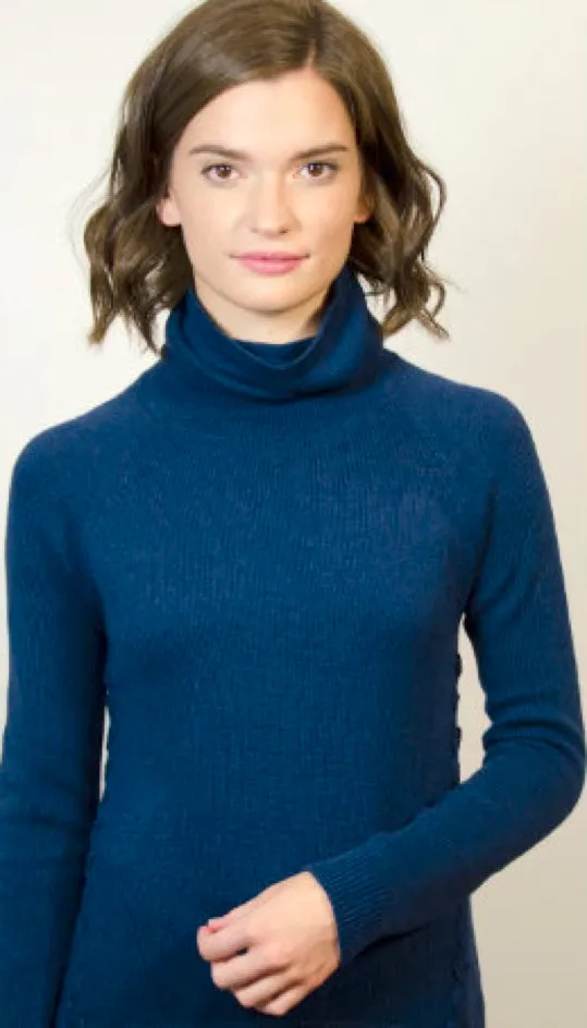 Myna Mock Neck