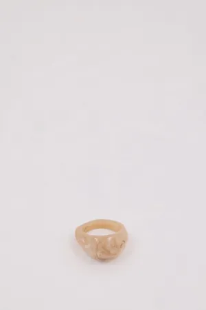 NOAH THE LABEL CREAM CHUNKY RESIN RING