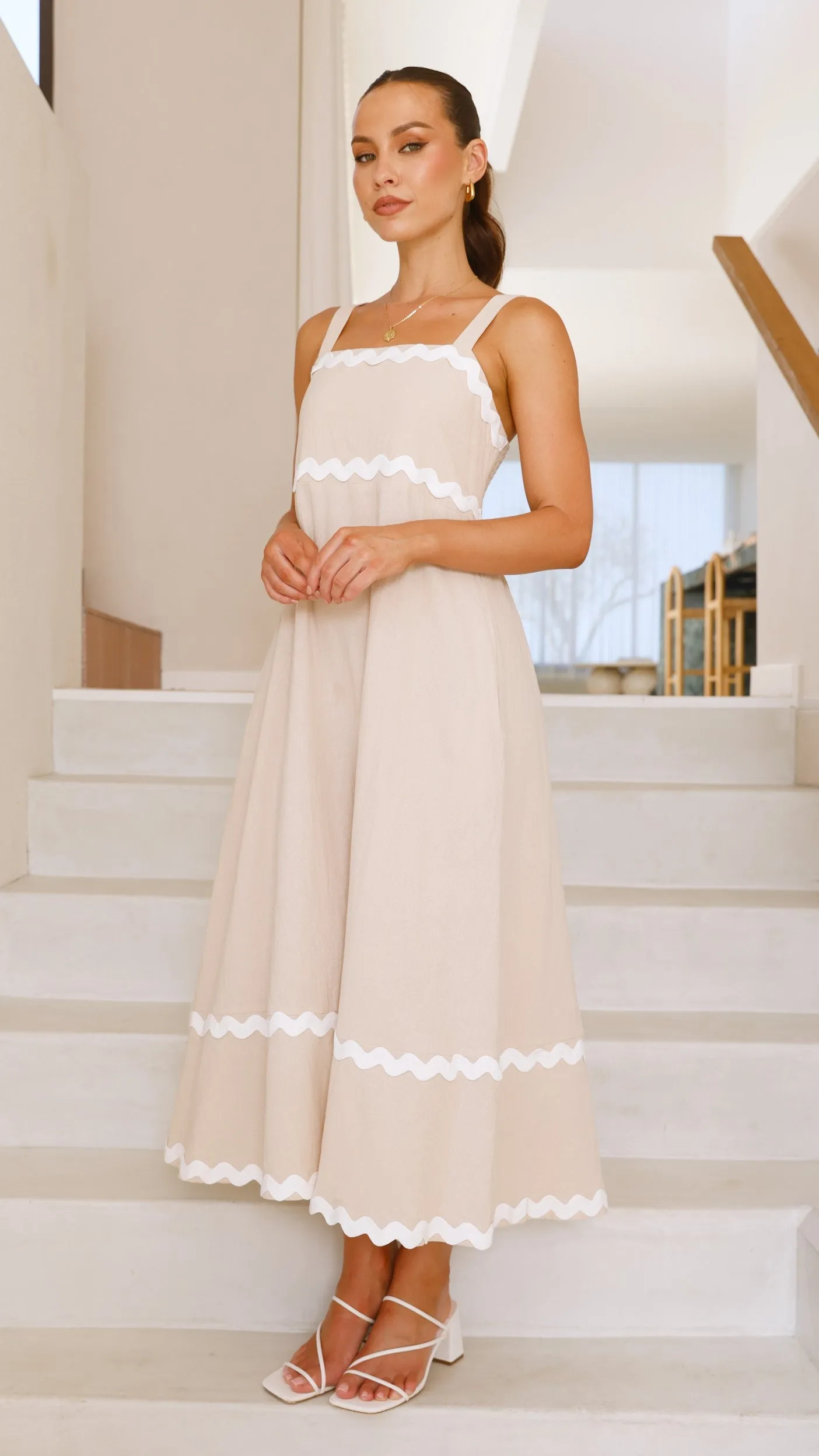 Raelynn Maxi Dress - Beige/White
