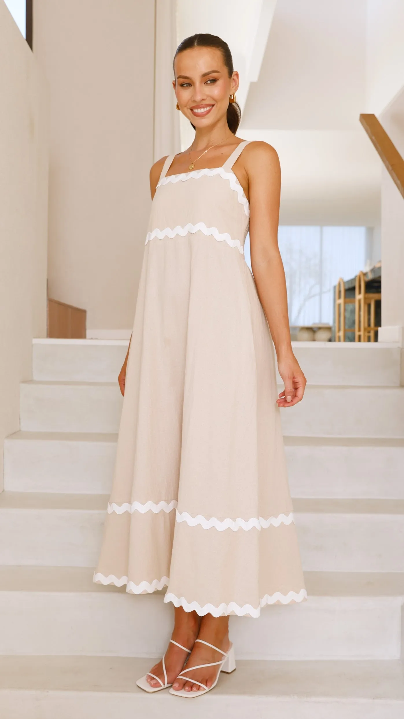 Raelynn Maxi Dress - Beige/White