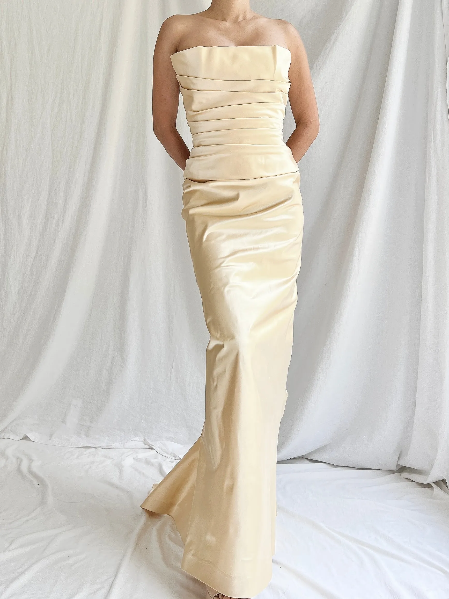 Reserved Vera Wang Champagne Silk Gown - M/6/8 RESERVED
