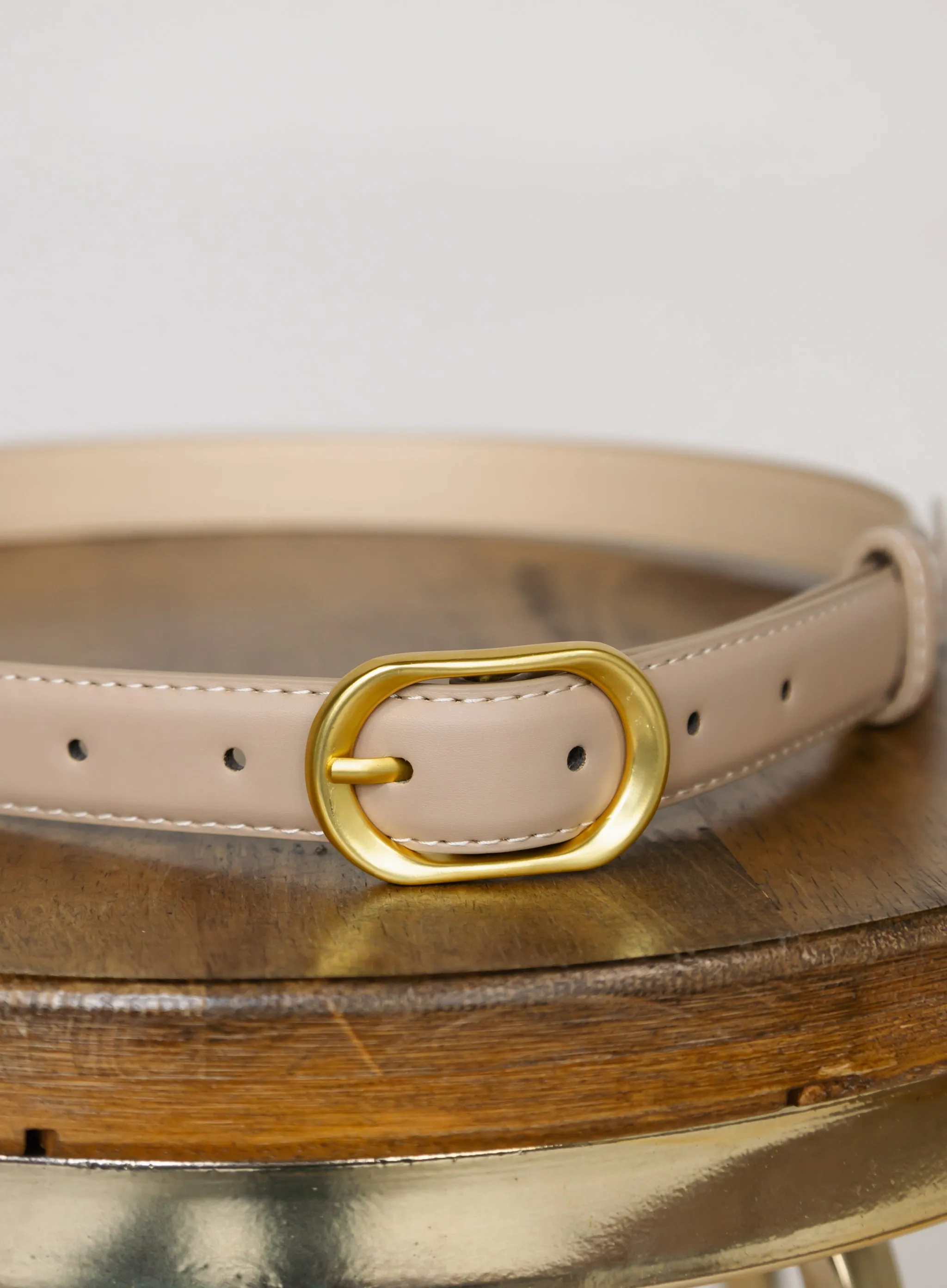 Slim Round Buckle Belt - Beige