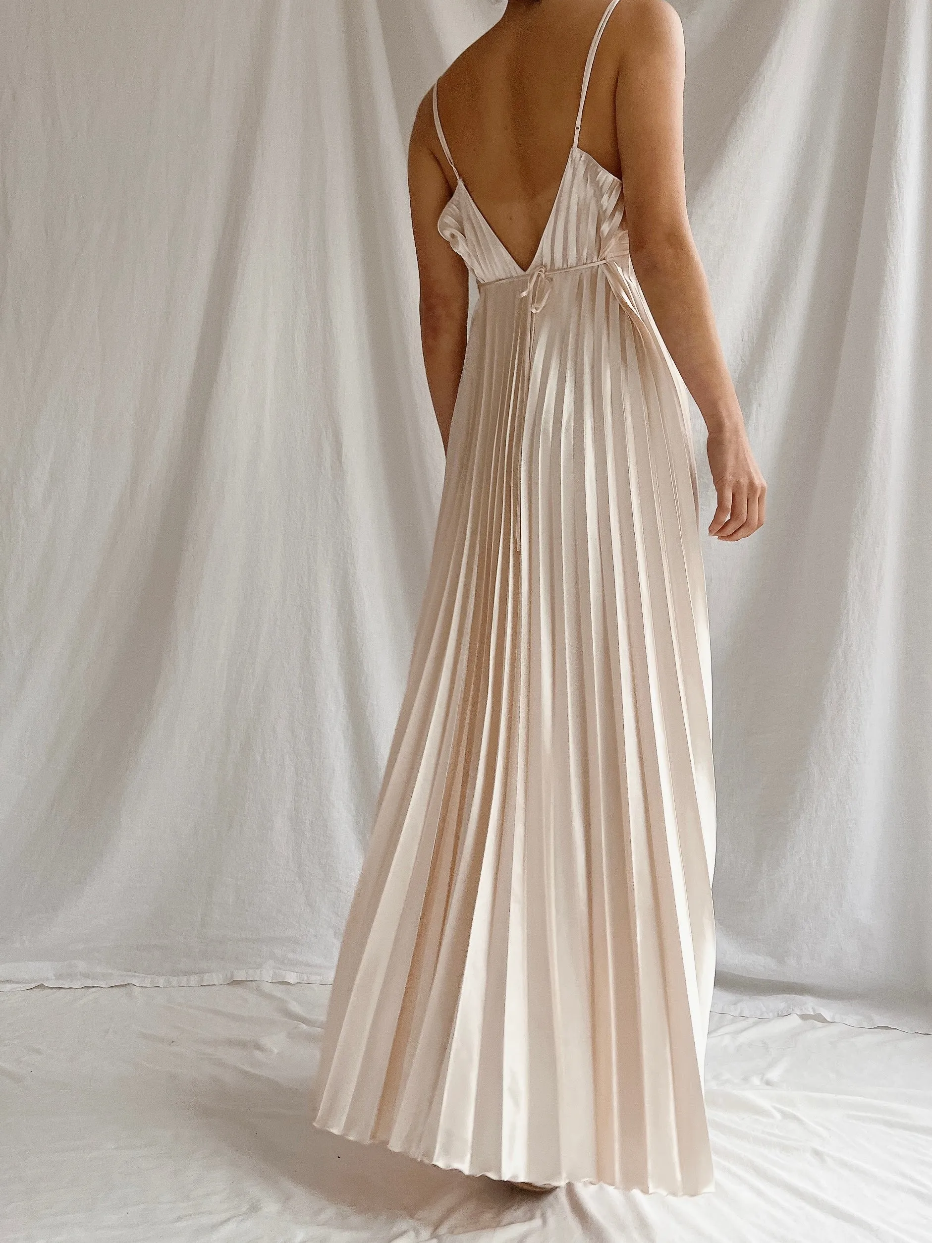 Vintage Almond Pink Pleated Dress - M