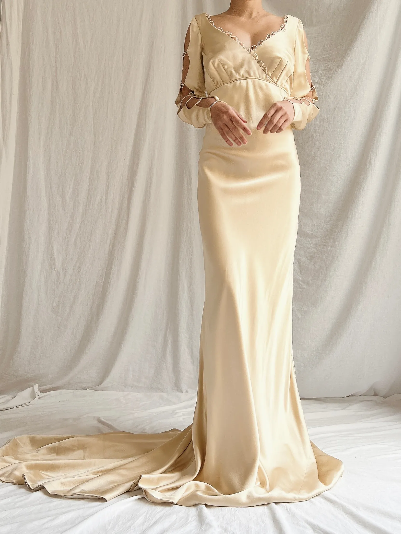 Vintage Gold/Champagne Silk Gown with Veil - S/M