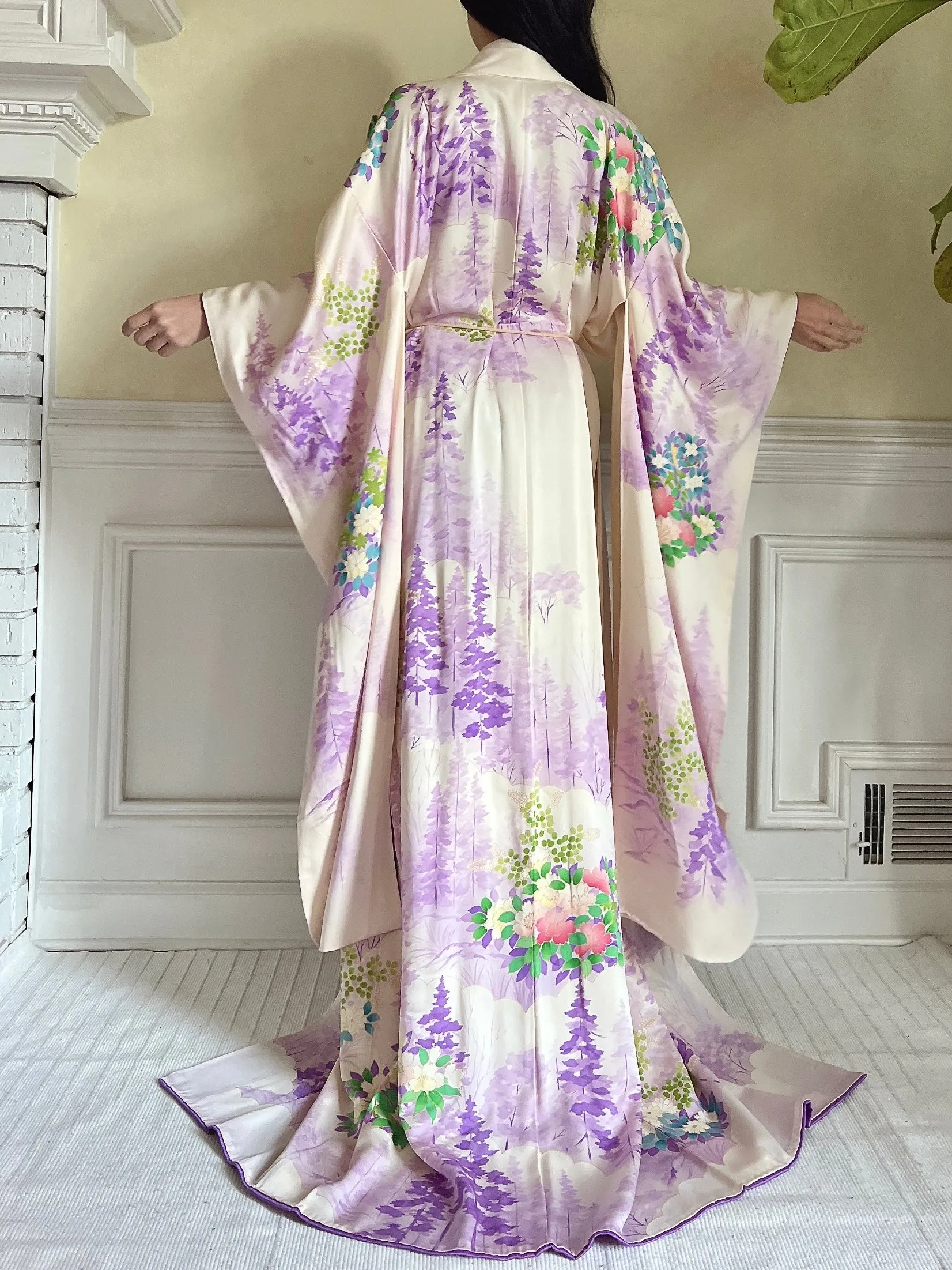 Vintage Lavender Trees and Floral Silk Kimono - OSFM