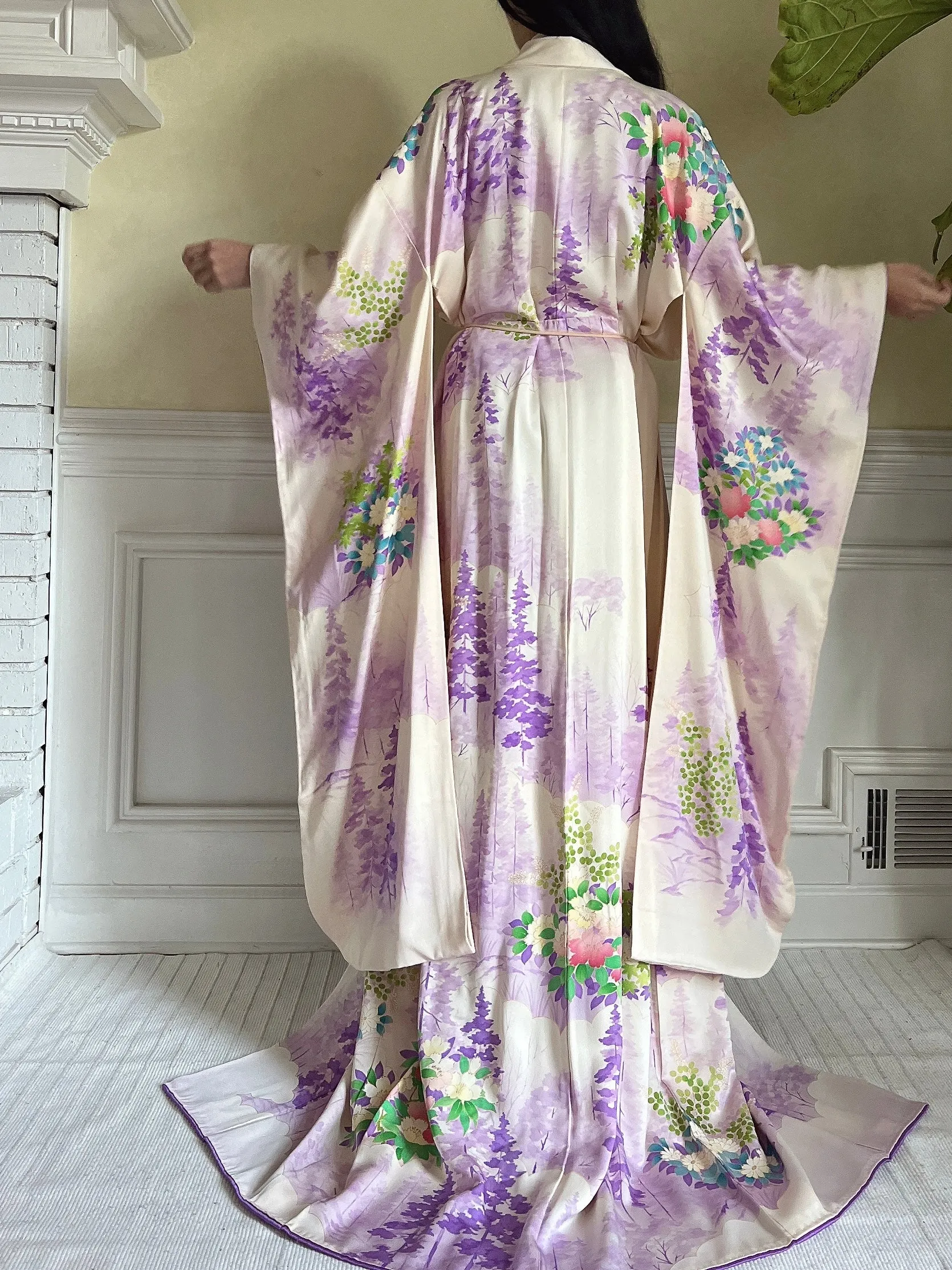 Vintage Lavender Trees and Floral Silk Kimono - OSFM