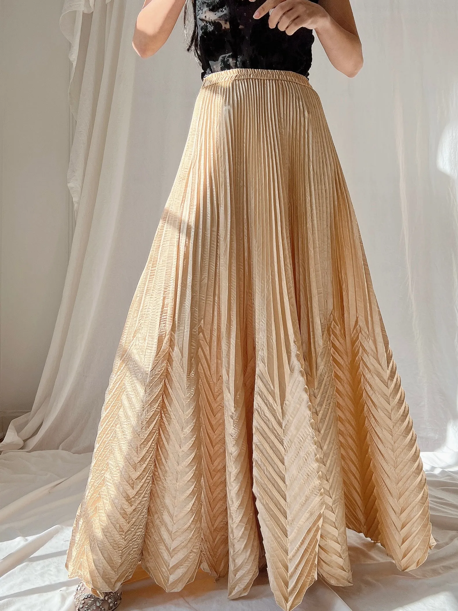 Vintage Light Gold Geometric Skirt - M/L