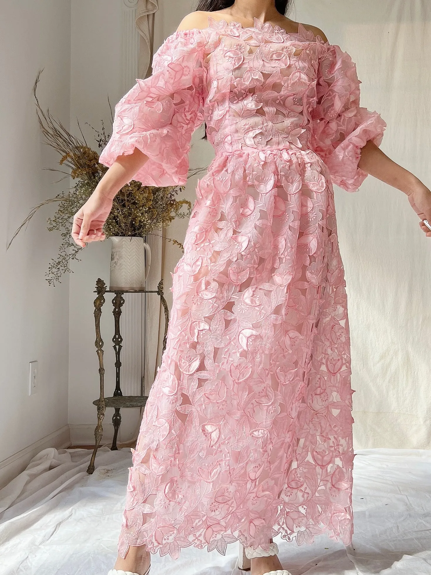 Vintage Pink Cutout Off-the-Shoulder Dress - M