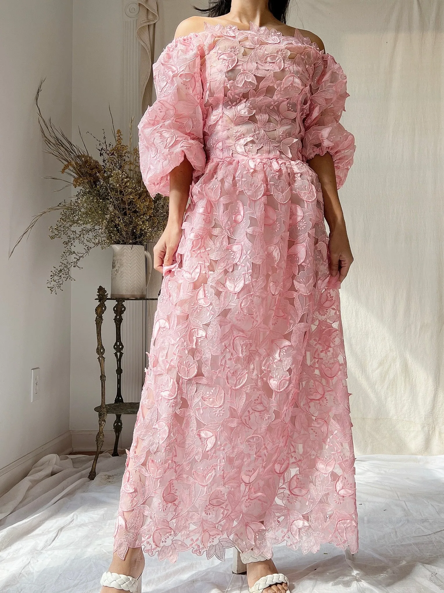 Vintage Pink Cutout Off-the-Shoulder Dress - M