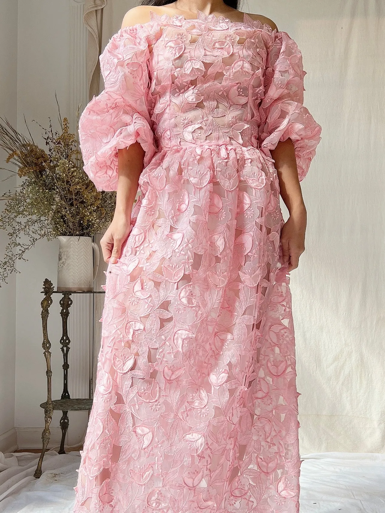 Vintage Pink Cutout Off-the-Shoulder Dress - M