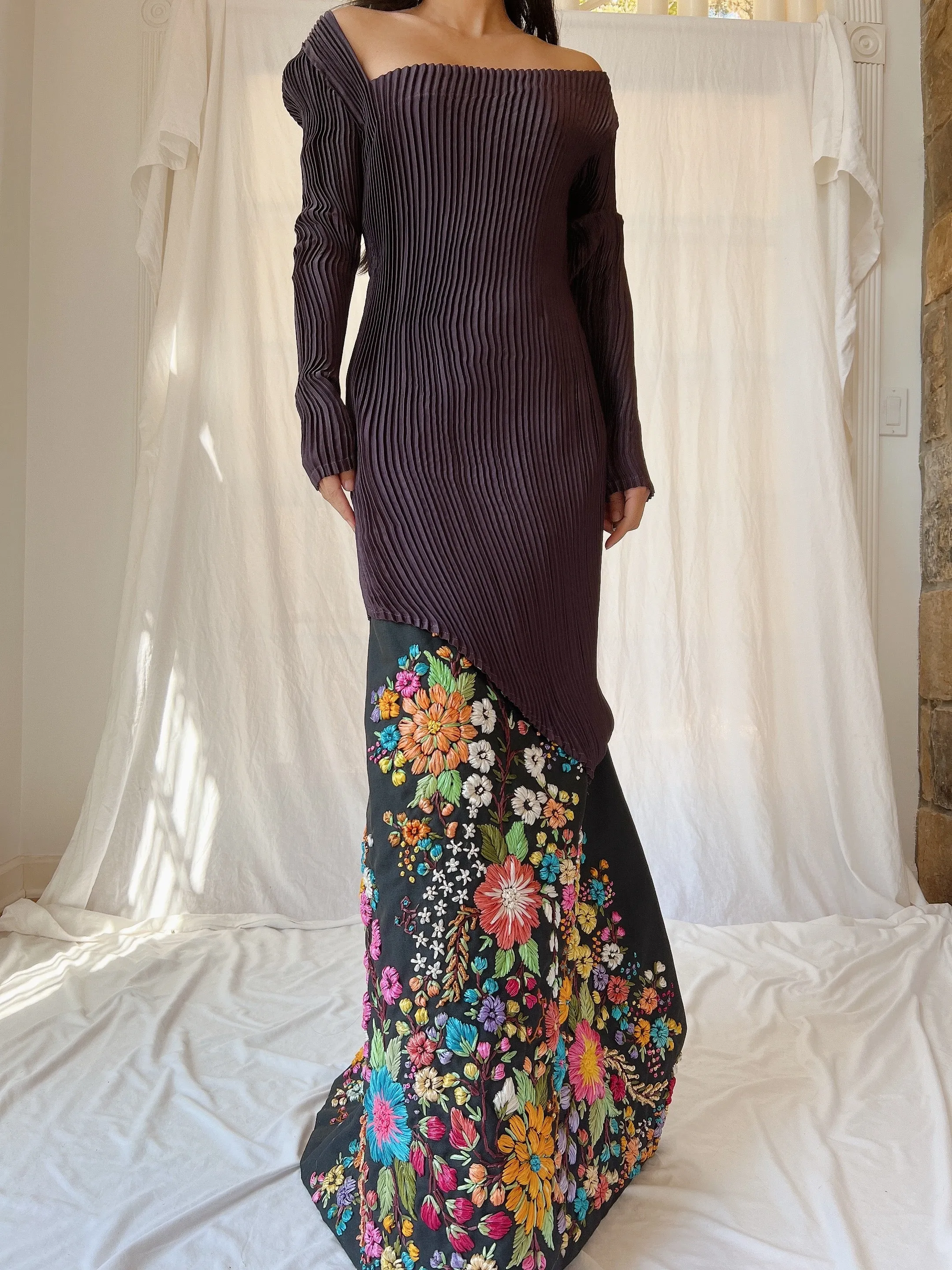 Vintage Pleated Ink Black Tunic - M
