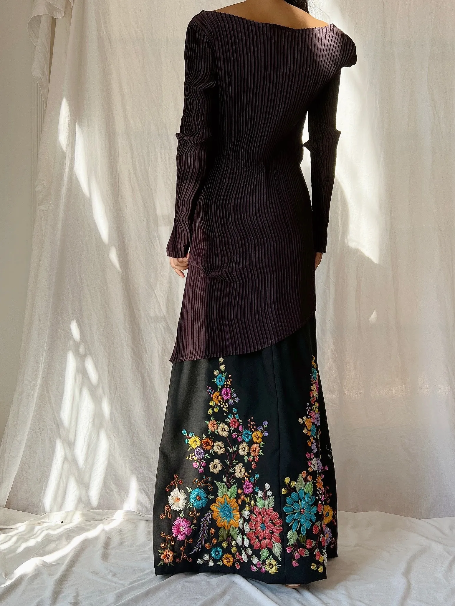Vintage Pleated Ink Black Tunic - M