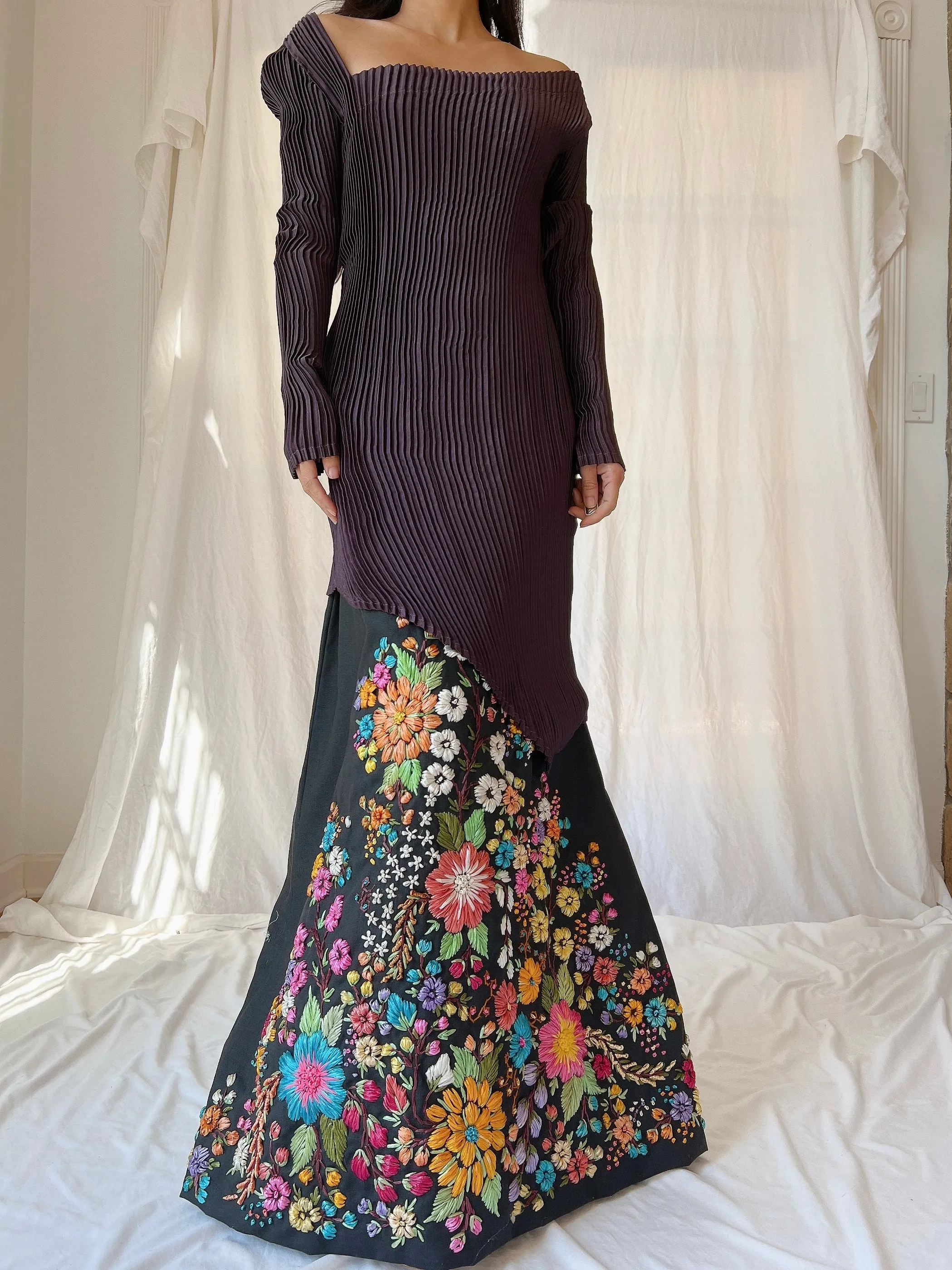 Vintage Pleated Ink Black Tunic - M