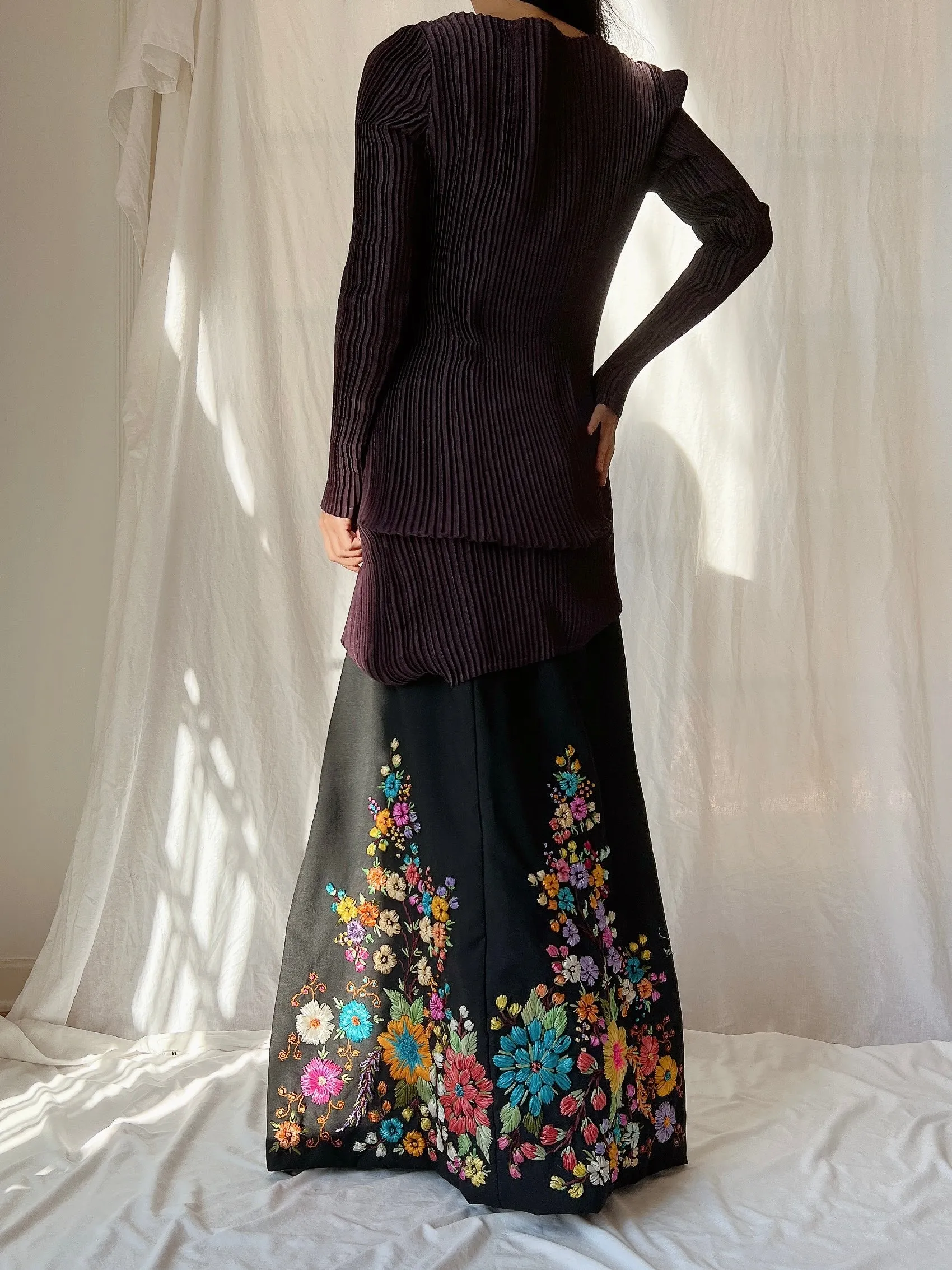 Vintage Pleated Ink Black Tunic - M