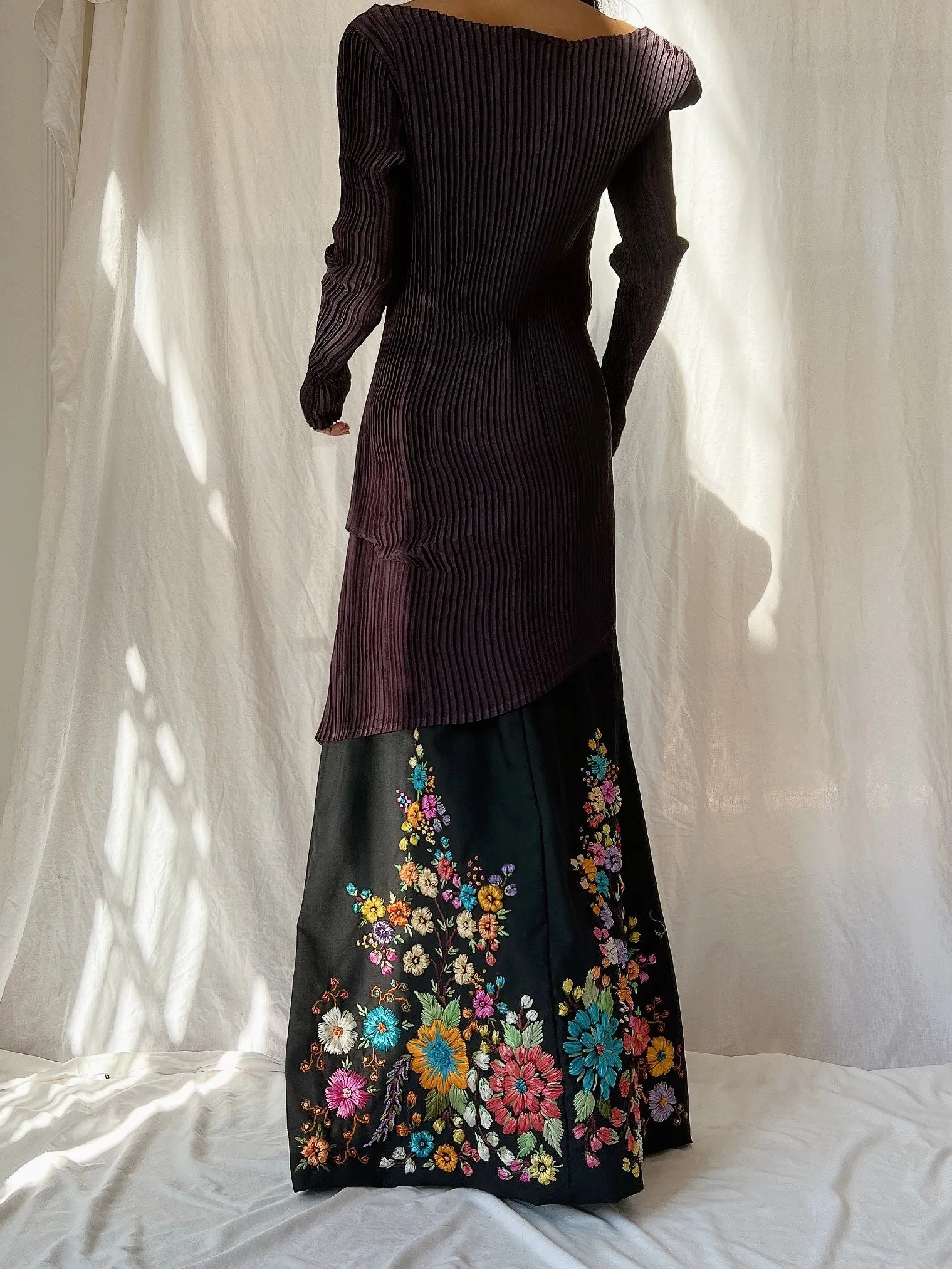 Vintage Pleated Ink Black Tunic - M