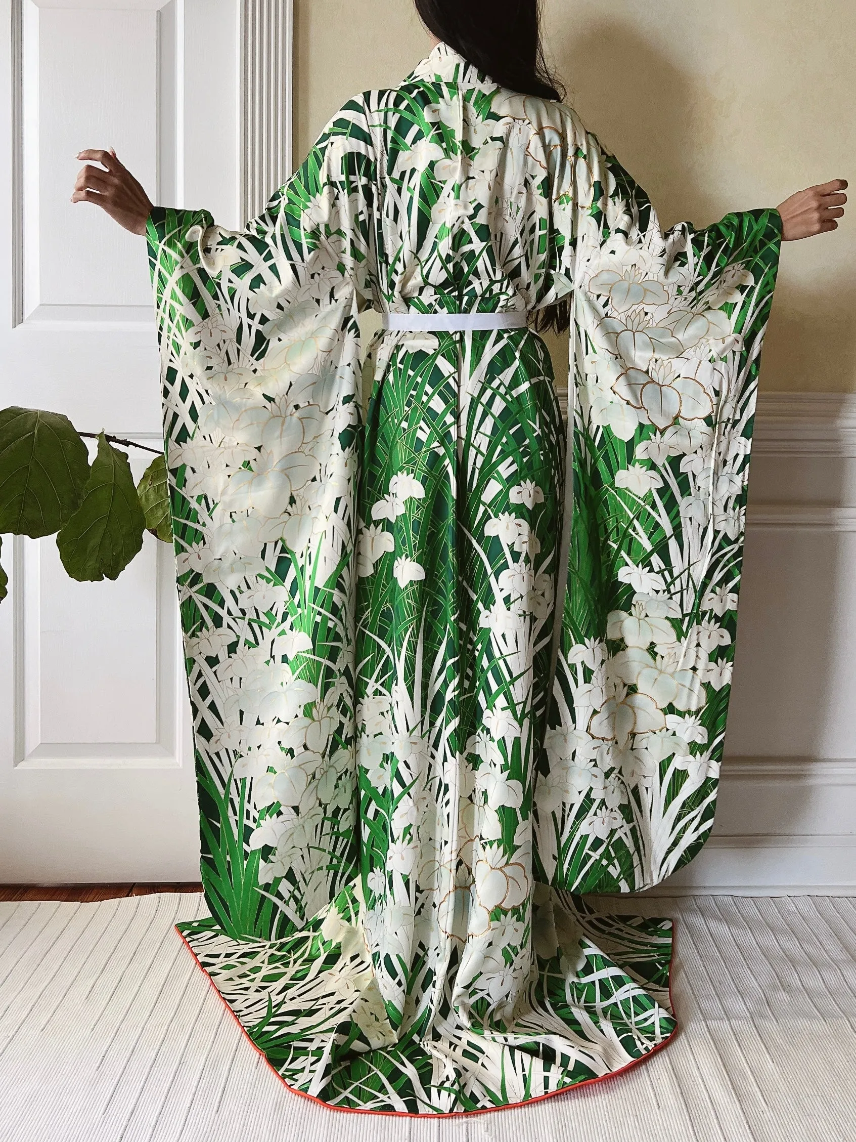 Vintage Silk Iris Painted Kimono - OSFM