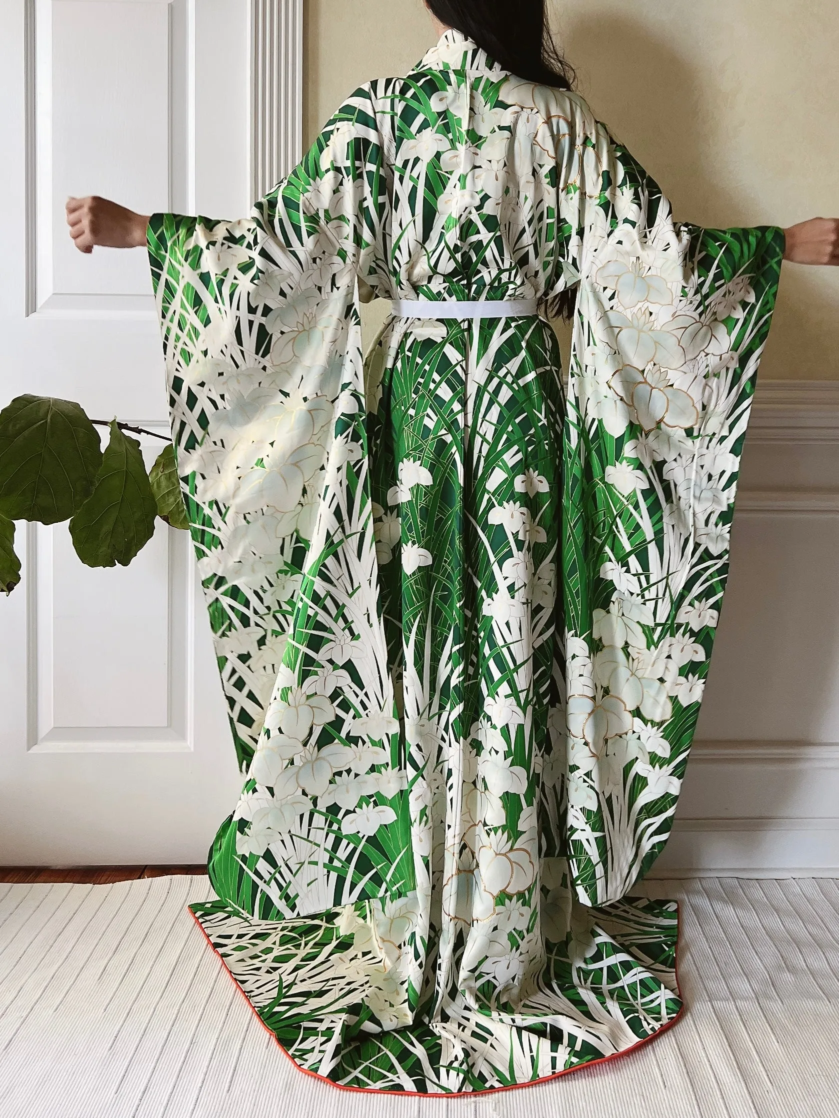 Vintage Silk Iris Painted Kimono - OSFM
