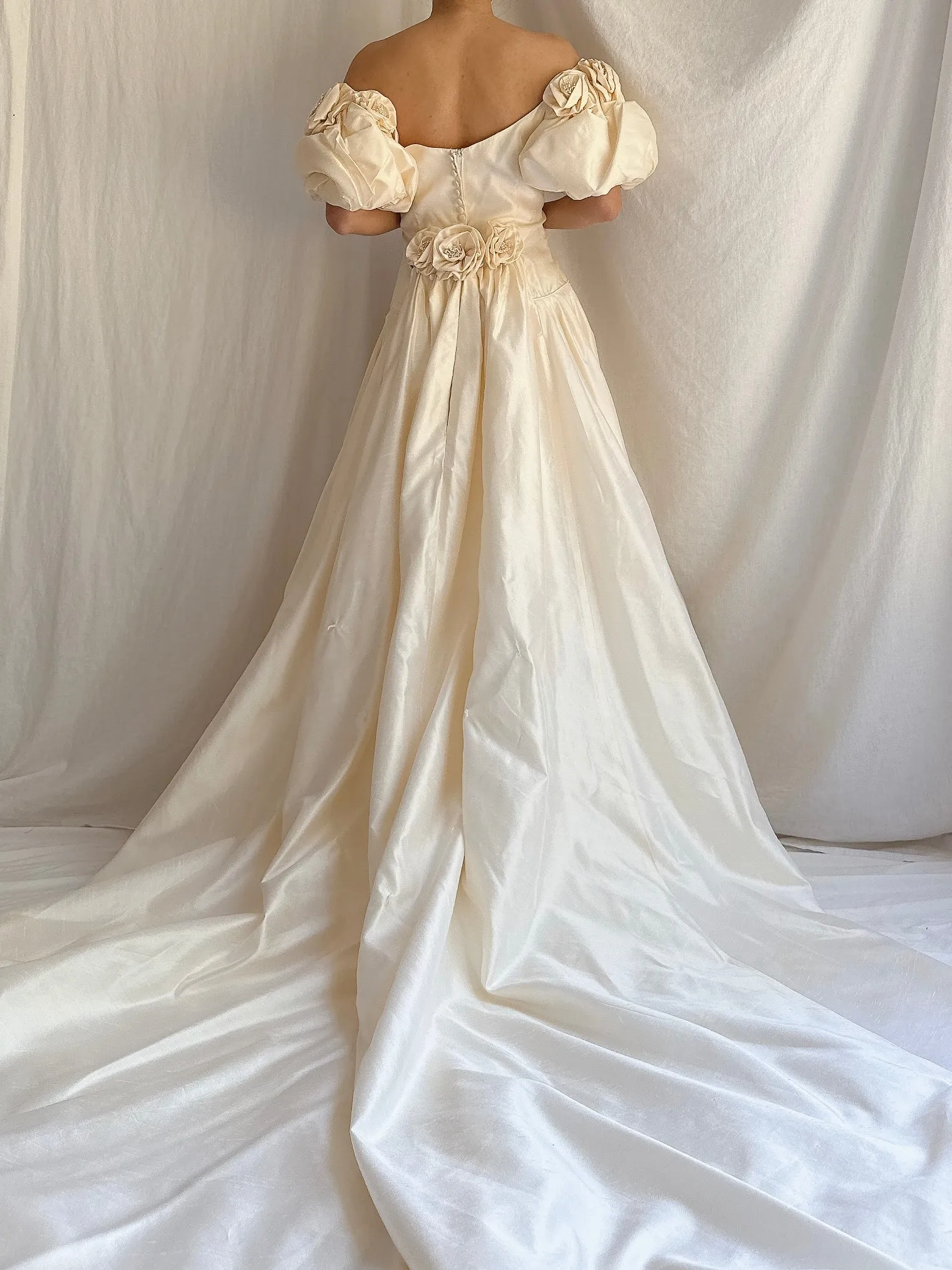 Vintage Silk Puff Sleeve Gown - M/L